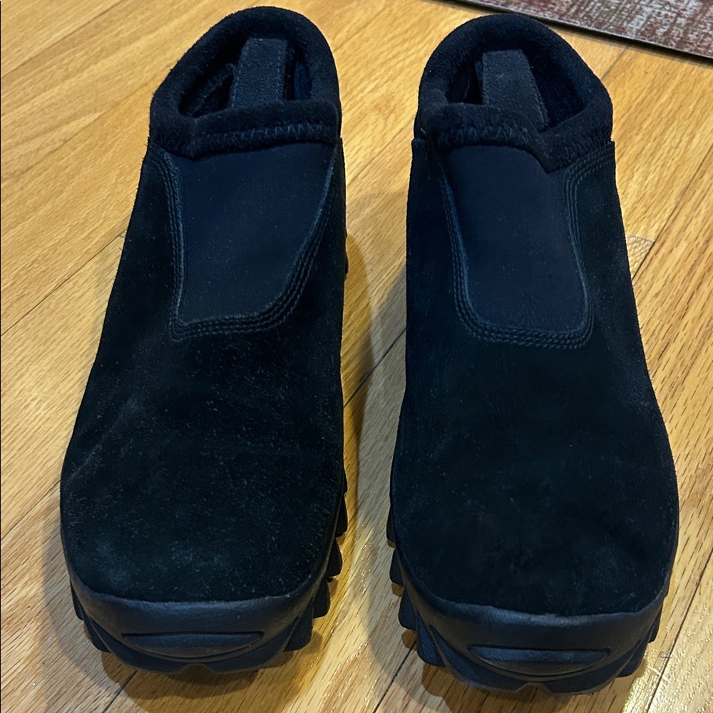 Salomon Black Men's Slip-On Loafers